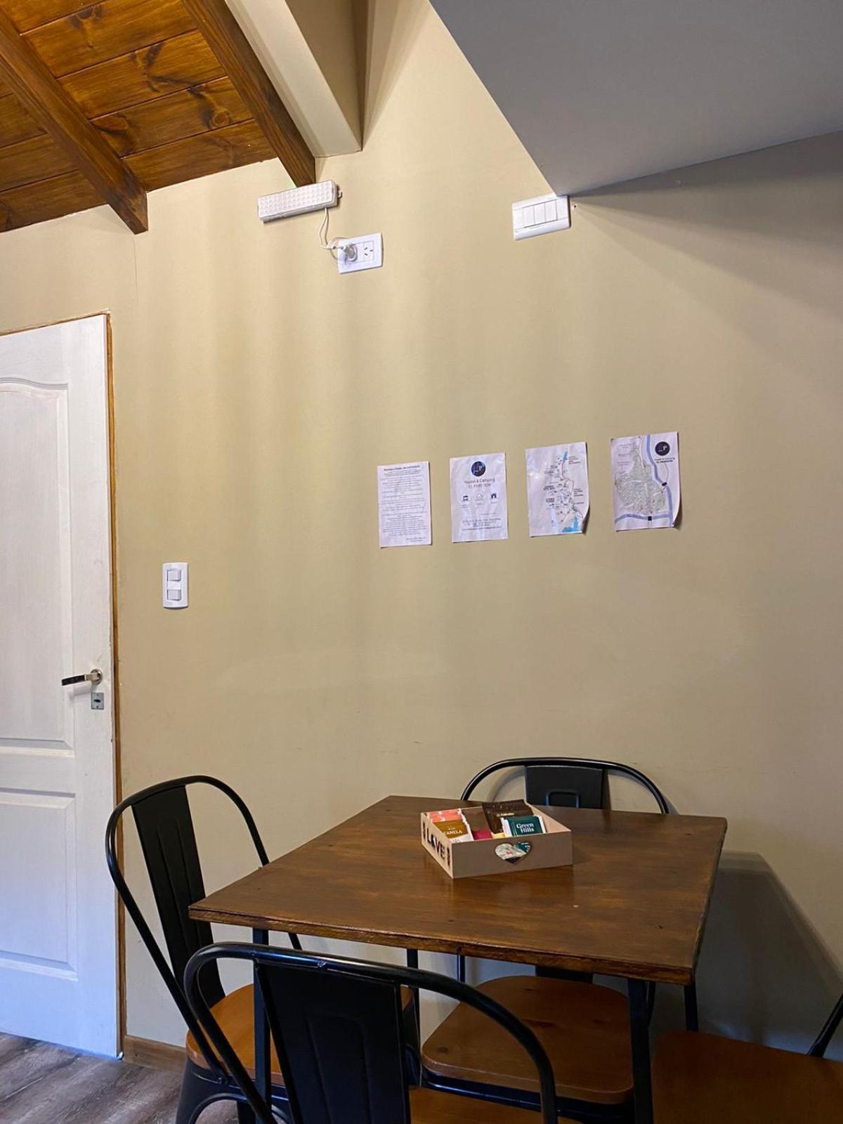 Hostel El Paredon El Chalten Ngoại thất bức ảnh