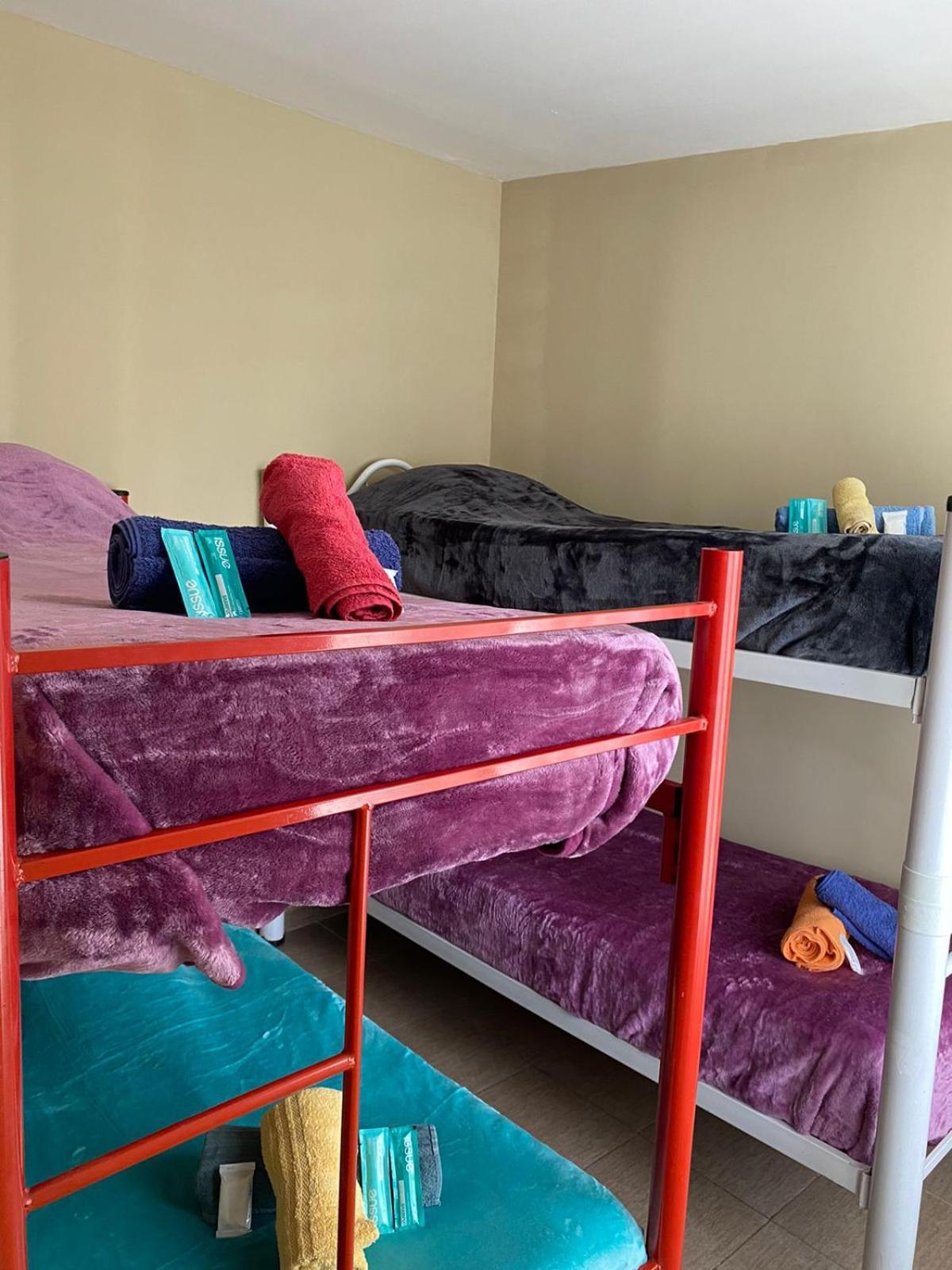 Hostel El Paredon El Chalten Phòng bức ảnh