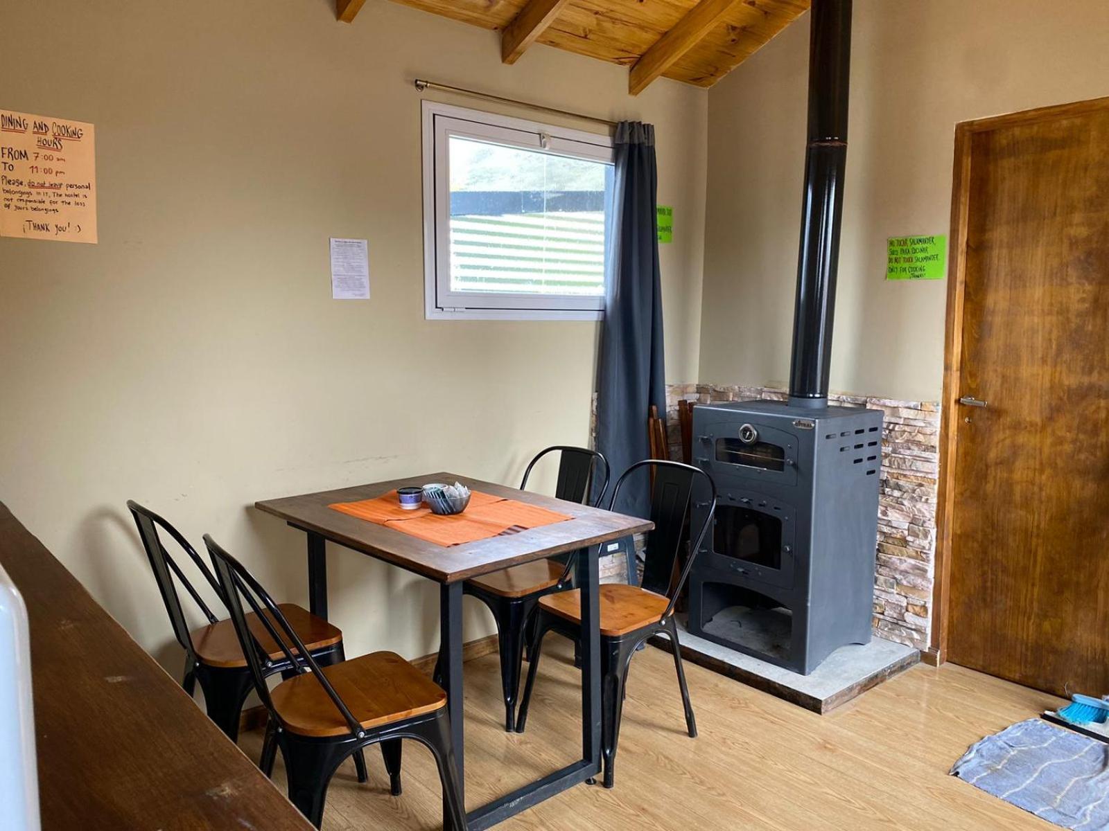 Hostel El Paredon El Chalten Ngoại thất bức ảnh
