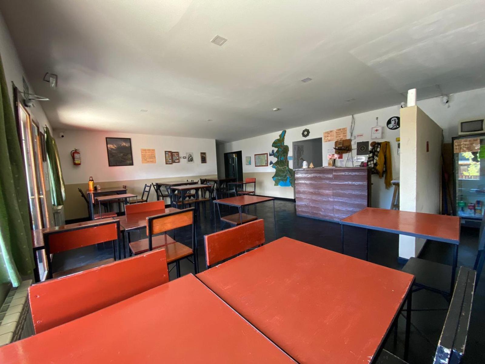 Hostel El Paredon El Chalten Ngoại thất bức ảnh